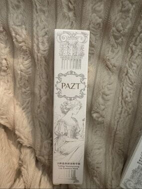 NIB- PAZT Lip Essence Peel Off Mask